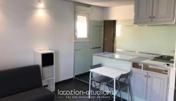 Logement tudiant Studio à Orlans (45100)