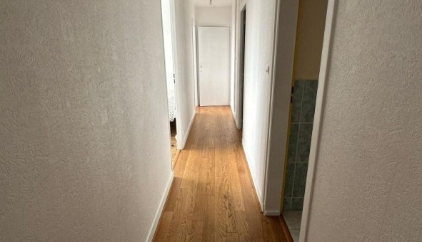 Logement tudiant Studio à Orlans (45100)