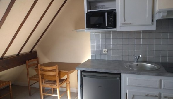 Logement tudiant Studio à Orlans (45100)