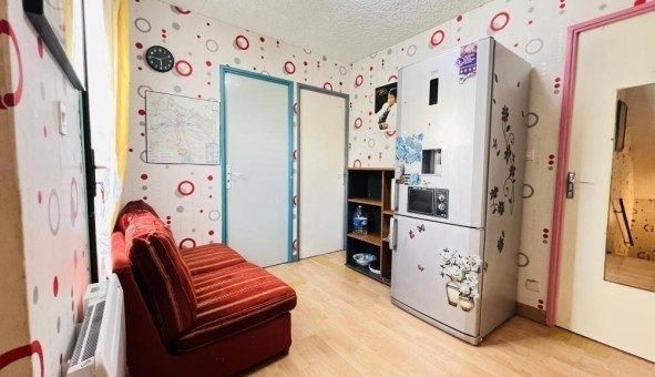 Logement tudiant Studio à Orlans (45100)