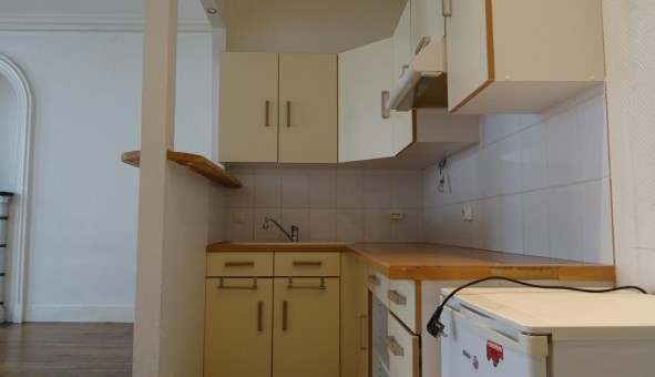 Logement tudiant Studio à Orlans (45100)