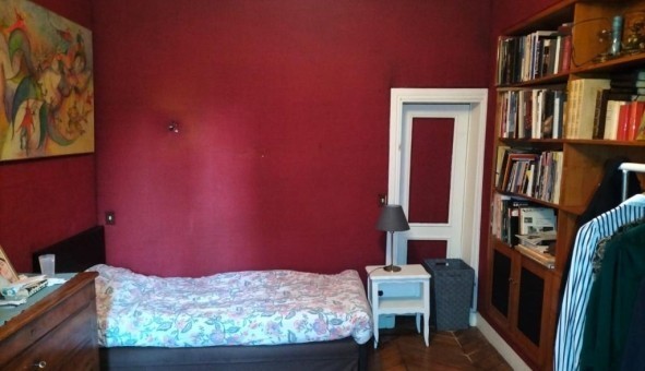 Logement tudiant Location Studio Vide Paris 09me arrondissement (75009)