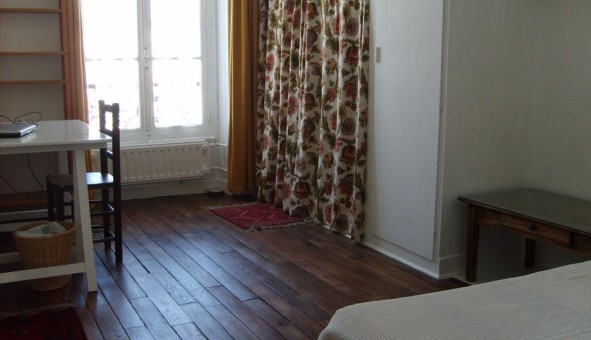 Logement tudiant Location Studio Vide Paris 12me arrondissement (75012)