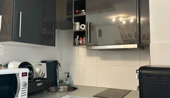 Logement tudiant Studio à Paris 12me arrondissement (75012)