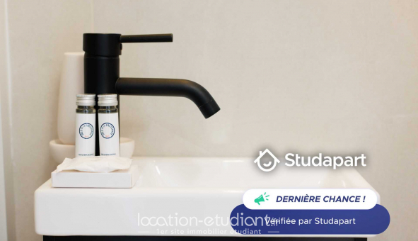 Logement tudiant Studio à Paris 17me arrondissement (75017)