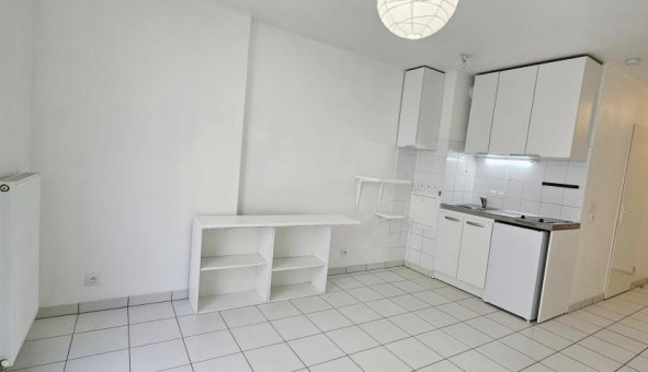 Logement tudiant Studio à Paris 18me arrondissement (75018)