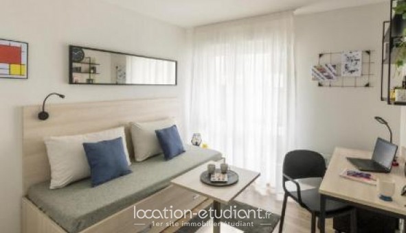 Logement tudiant Studio à Pau (64000)