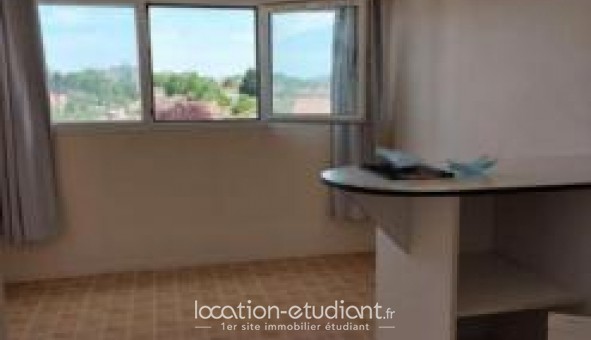 Logement tudiant Studio à Pau (64000)