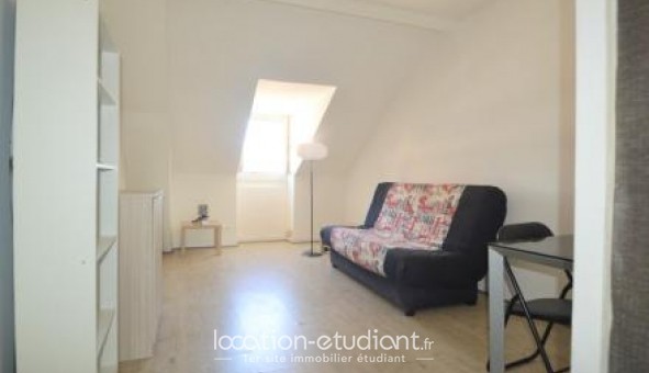 Logement tudiant Studio à Pau (64000)