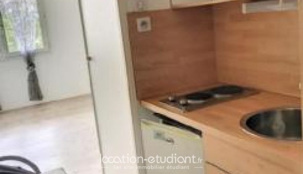 Logement tudiant Studio à Pau (64000)