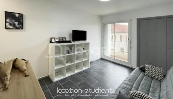 Logement tudiant Studio à Pau (64000)