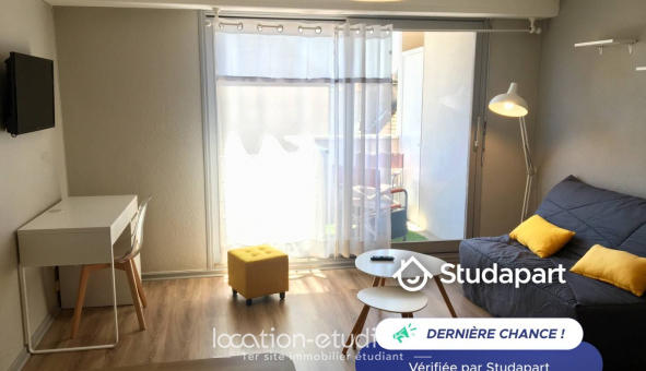 Logement tudiant Location Studio Meublé Pau (64000)