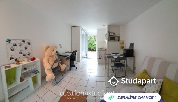 Logement tudiant Studio à Pau (64000)