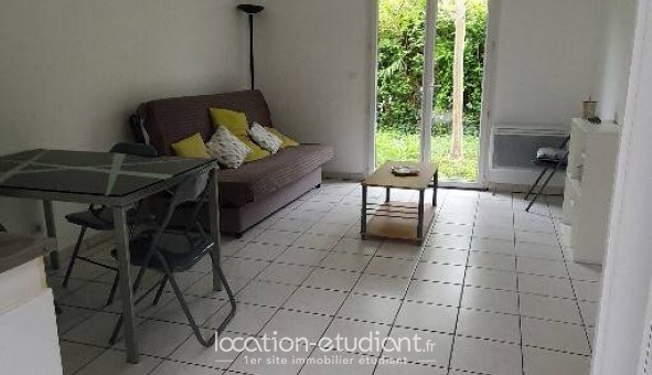 Logement tudiant Studio à Pau (64000)