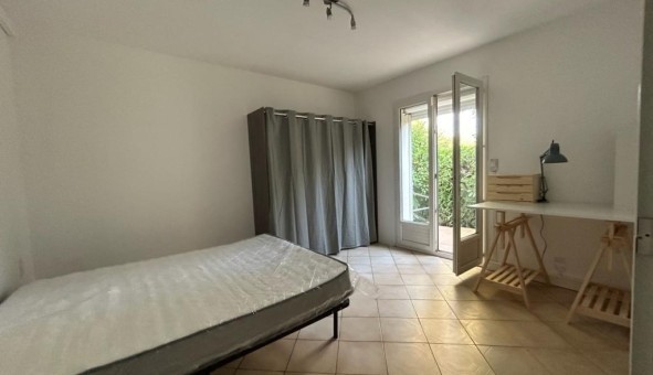 Logement tudiant Studio à Pau (64000)