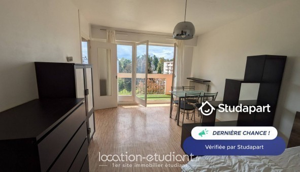 Logement tudiant Location Studio Meublé Pau (64000)