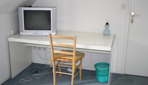 Logement tudiant Studio à Poissy (78300)