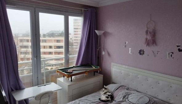 Logement tudiant Studio à Poissy (78300)