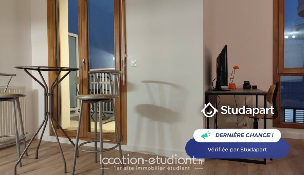 Logement tudiant Location Studio Meublé Poissy (78300)