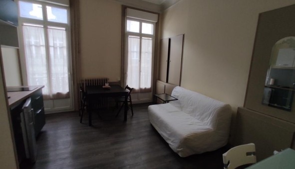 Logement tudiant Location Studio Vide Reims (51100)