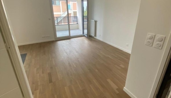 Logement tudiant Studio à Romainville (93230)