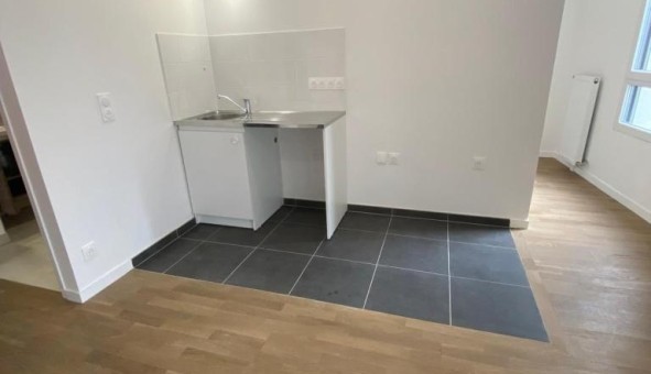 Logement tudiant Studio à Romainville (93230)