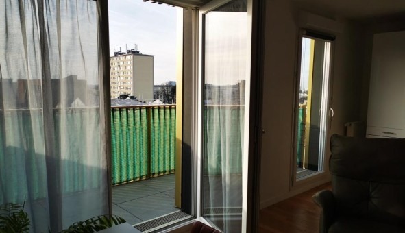 Logement tudiant Studio à Romainville (93230)