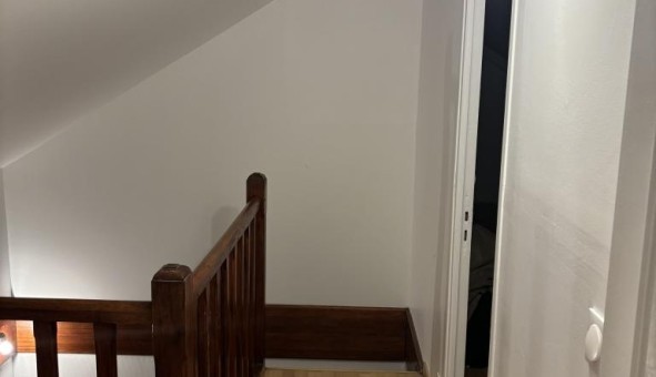 Logement tudiant Studio à Rosny sur Seine (78710)