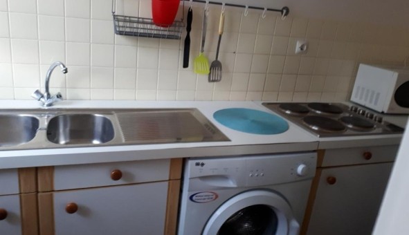 Logement tudiant Studio à Rueil Malmaison (92500)