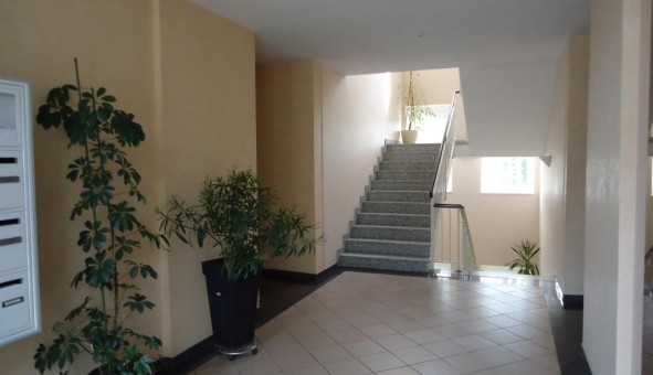 Logement tudiant Location Studio Vide Saint Avold (57500)