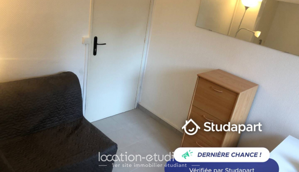 Logement tudiant Location Studio Meublé Saint Germain en Laye (78100)