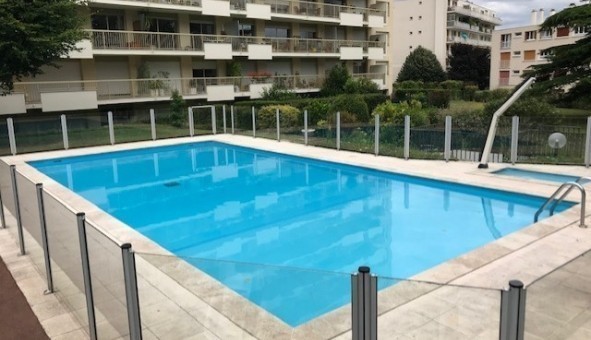 Logement tudiant Studio à Saint Germain en Laye (78100)