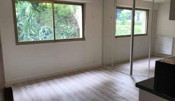 Logement tudiant Studio à Saint Germain en Laye (78100)