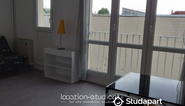 Logement tudiant Studio à Saint Julien les Villas (10800)