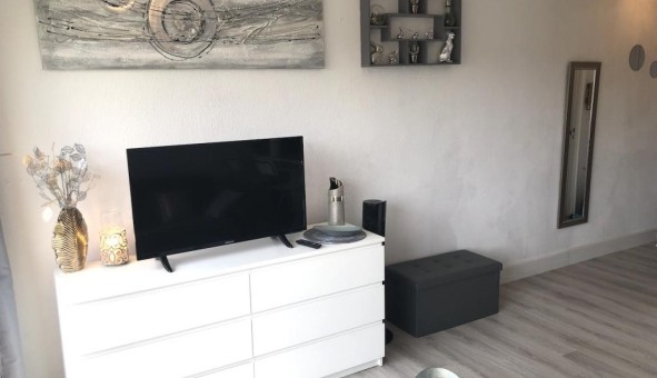 Logement tudiant Studio à Saint Mandrier sur Mer (83430)