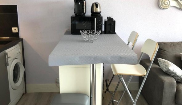 Logement tudiant Studio à Saint Mandrier sur Mer (83430)