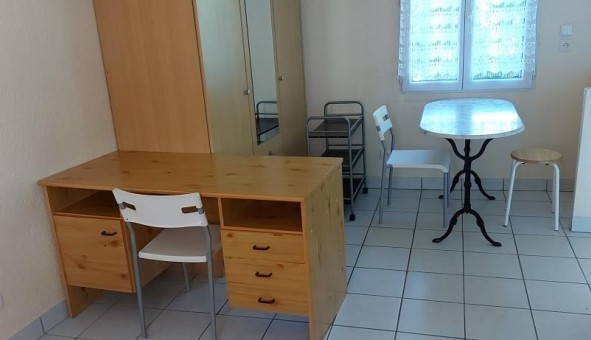 Logement tudiant Studio à Saint Martin d'Hres (38400)