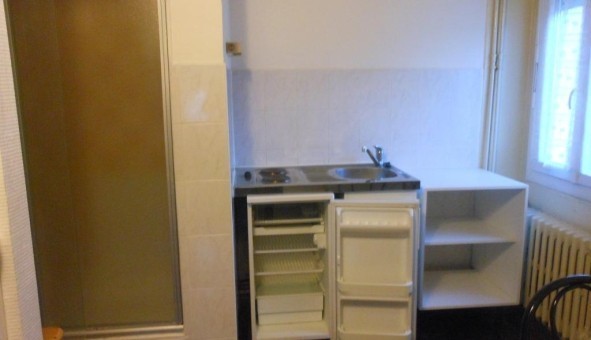 Logement tudiant Studio à Saint Martin d'Hres (38400)