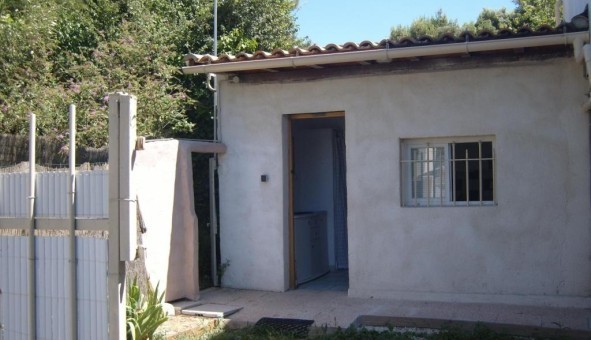 Logement tudiant Studio à Saint Mitre les Remparts (13920)