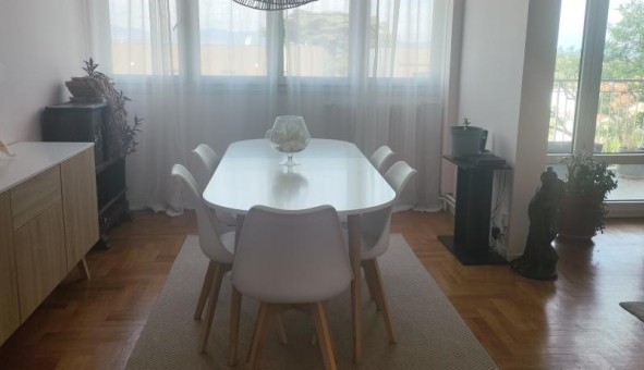 Logement tudiant Studio à Sainte Foy ls Lyon (69110)