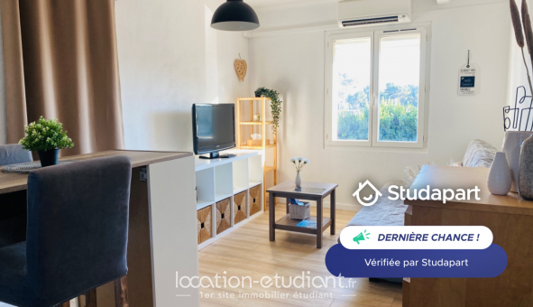 Logement tudiant Studio à Sanary sur Mer (83110)