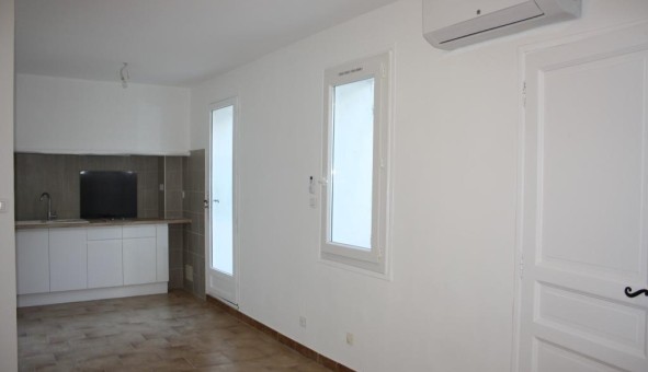 Logement tudiant Studio à Sanary sur Mer (83110)