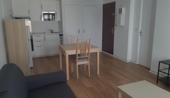 Logement tudiant Location Studio Vide Savigny sur Orge (91600)