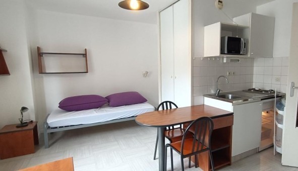 Logement tudiant Studio à Sedan (08200)