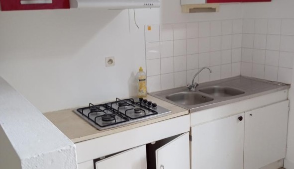 Logement tudiant Studio à Sedan (08200)