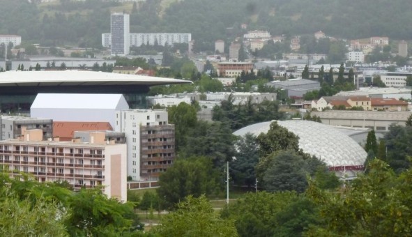 Logement tudiant Studio à Sedan (08200)