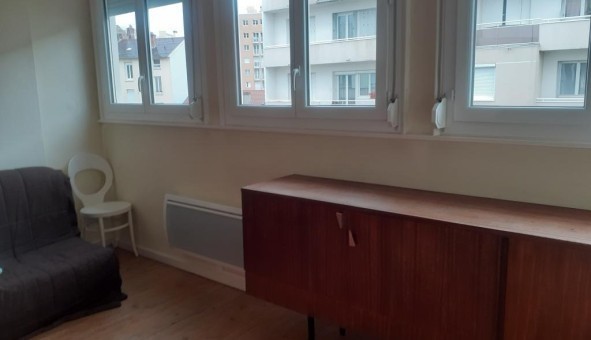 Logement tudiant Studio à Sedan (08200)