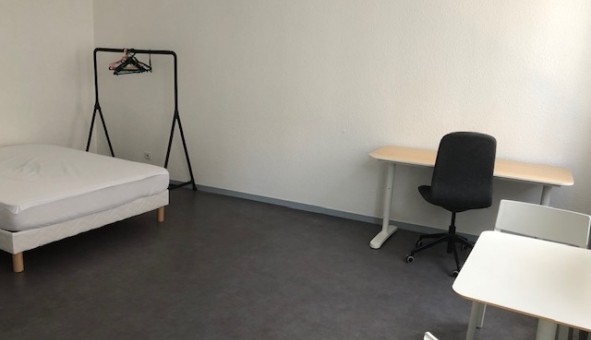 Logement tudiant Location Studio Vide Sedan (08200)