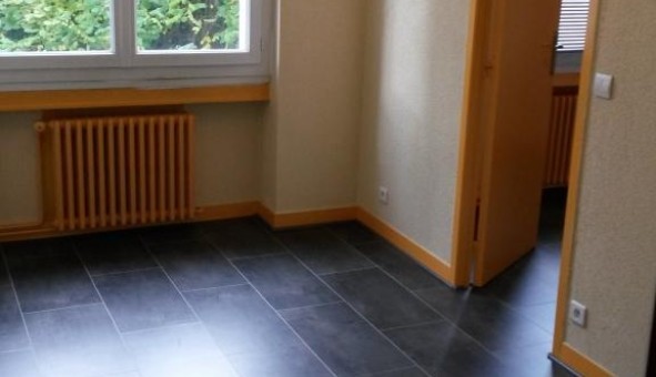 Logement tudiant Location Studio Vide Sedan (08200)