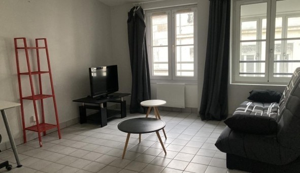 Logement tudiant Studio à Sedan (08200)